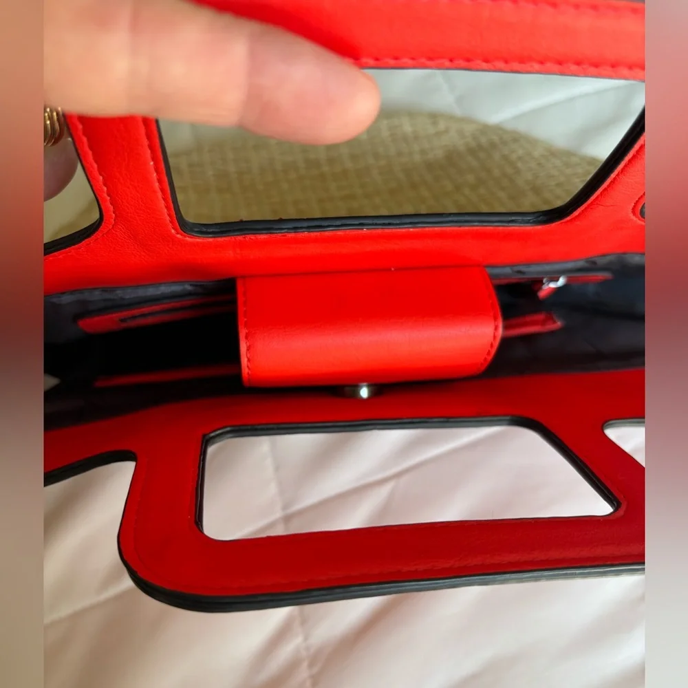 Simply Vera Wang Stylish Red and Tan Women's Bag - Picture 6 of 16